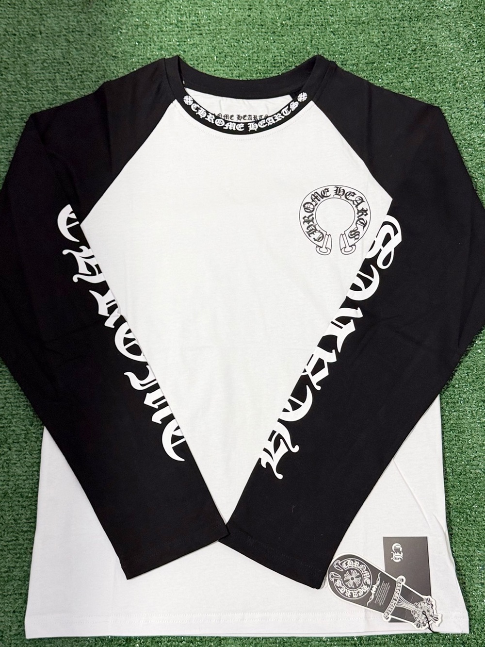 Brand new Chrome Hearts white and black long sleeve shirt 🔥